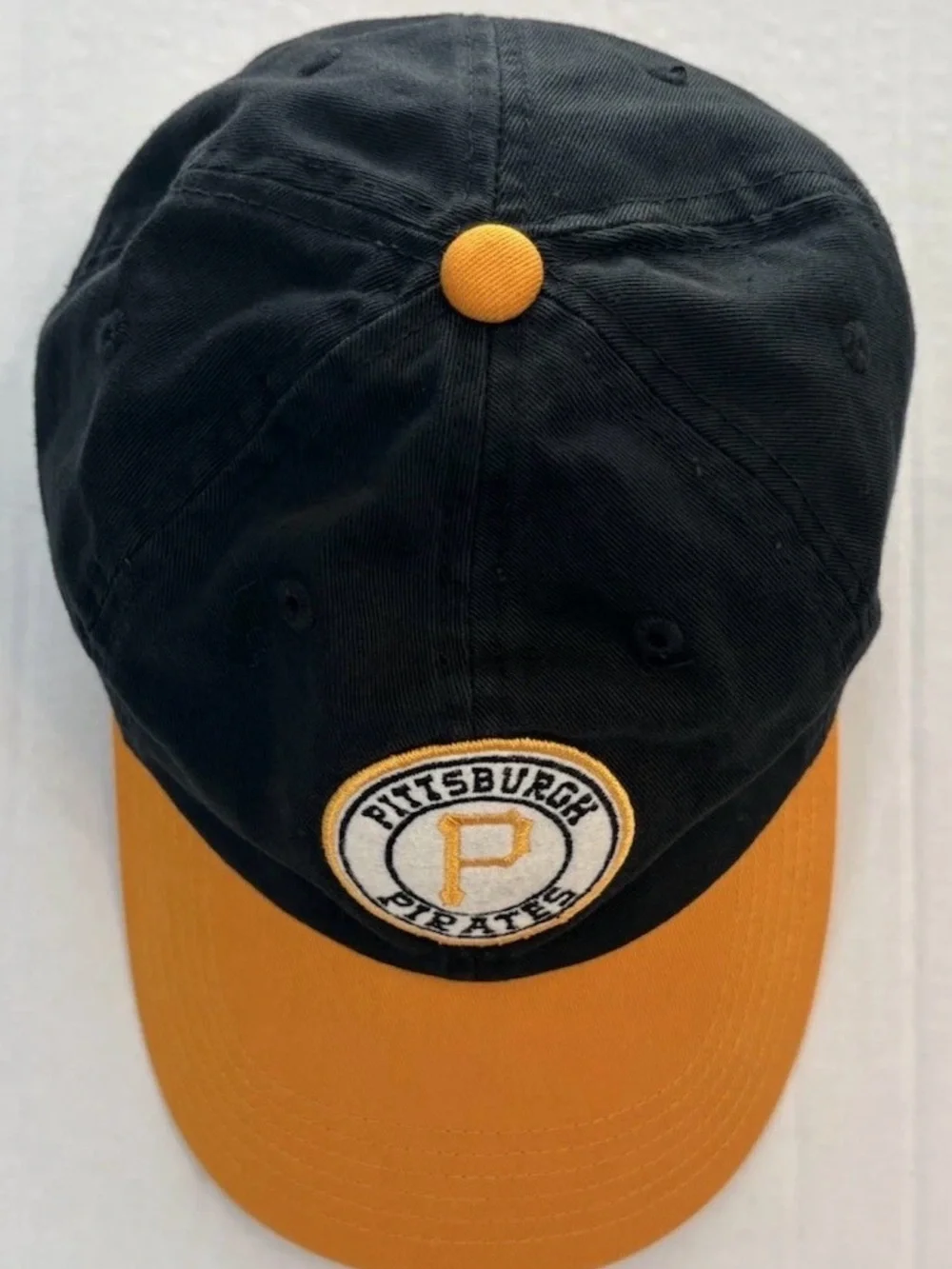 Fan Favorite Pittsburgh Pirates MLB Youth Adjustable Cap Hat Black/Gold Official